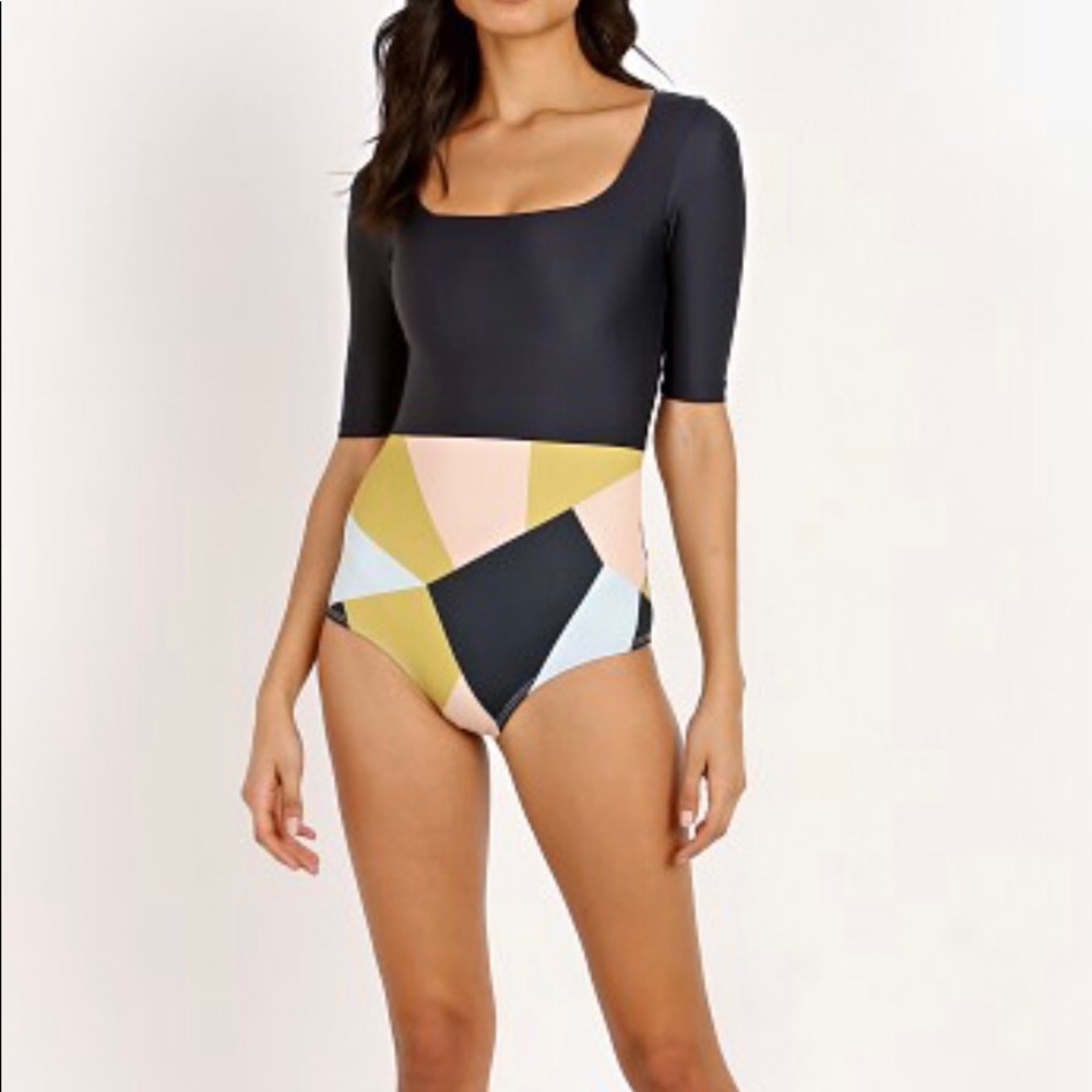 Seea Zuma Surfsuit Swimsuit One Piece Sanji XS New